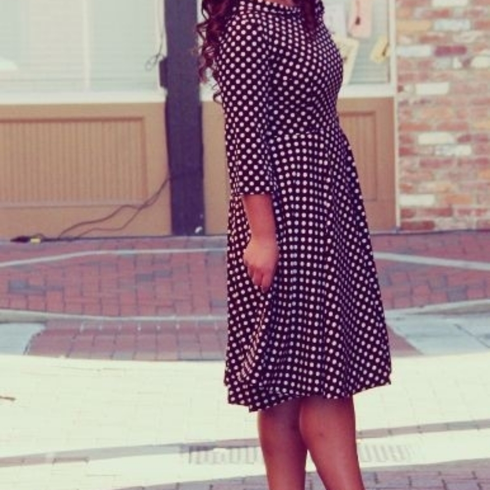 Apostolistic Clothing lined heavy 50's swingdress - Picture 2 of 3